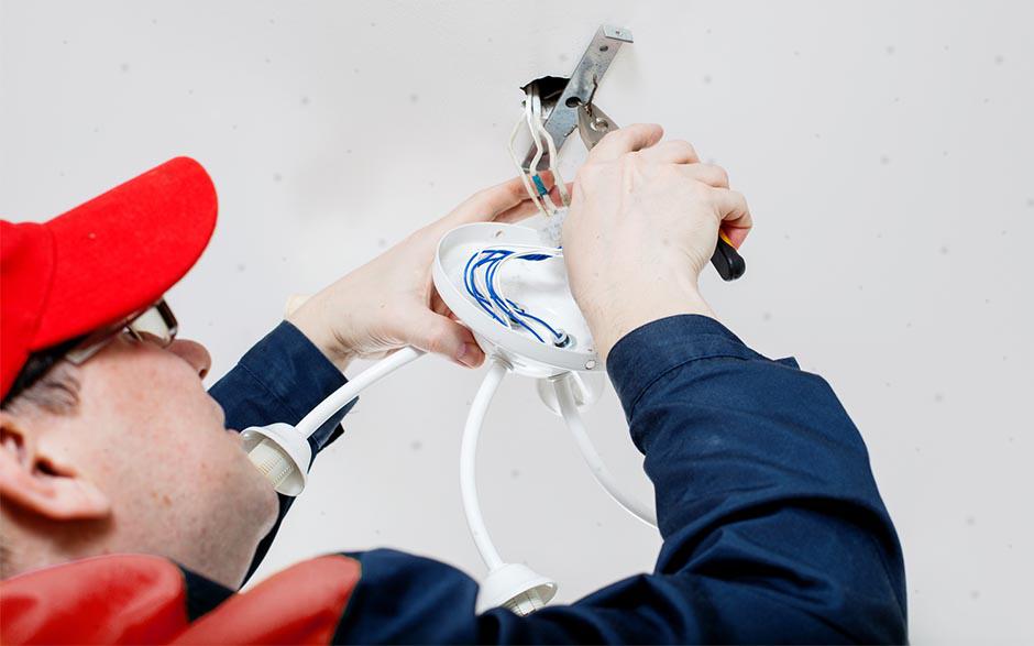 électricien installateur Paris 2