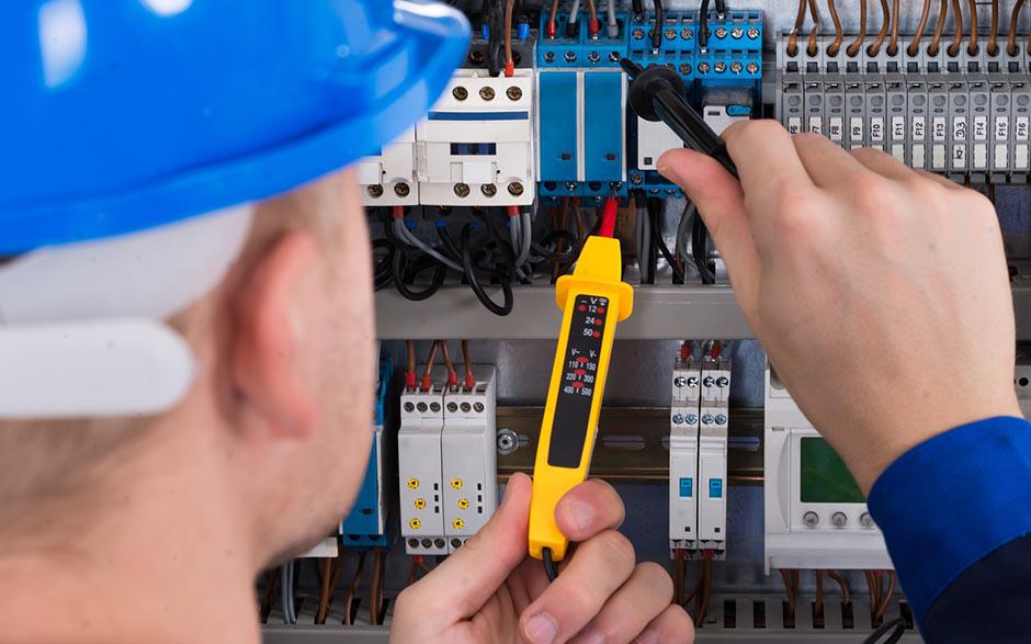 électricien installateur Paris 2